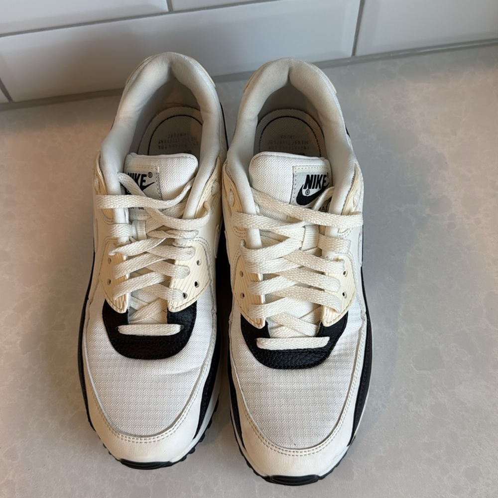 Nike AirMax 90 - Picture 8 of 8